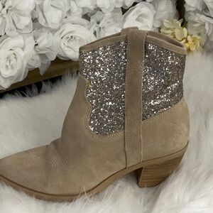 dolce vita glitter ankle Boots.